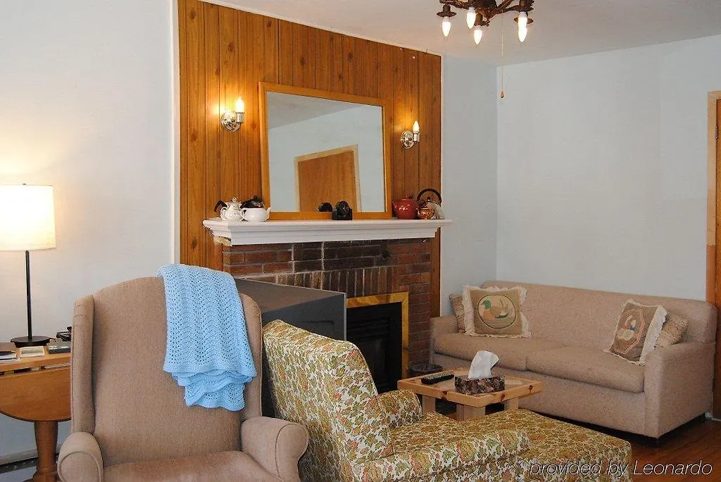 Sunnyside Bed & Breakfast Ottawa Canada