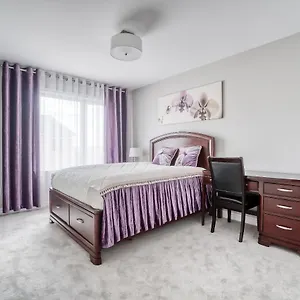 Henia's *** Ottawa